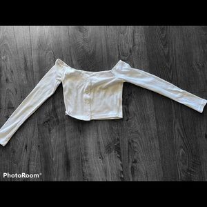 Off the shoulder long sleeve